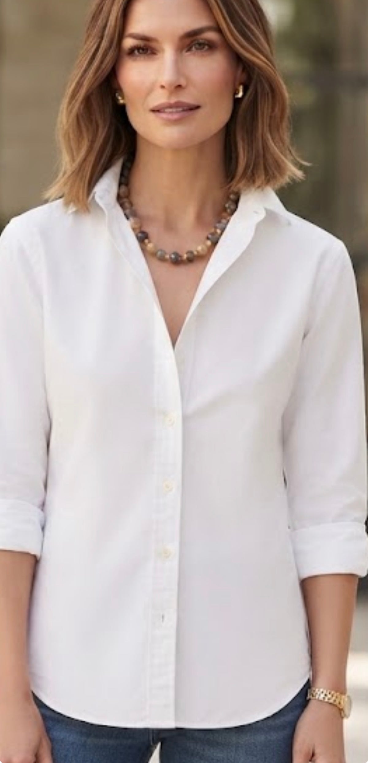 Collier de perles en pierre de lune marron et grise avec éléments dorés