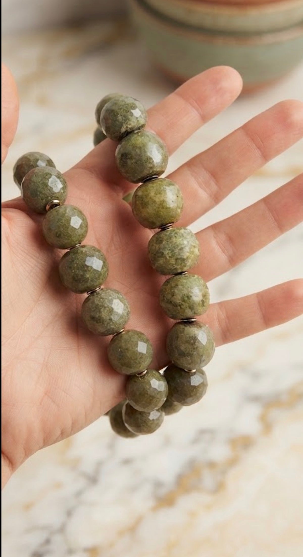 Collier en Jaspe Vert Orageux