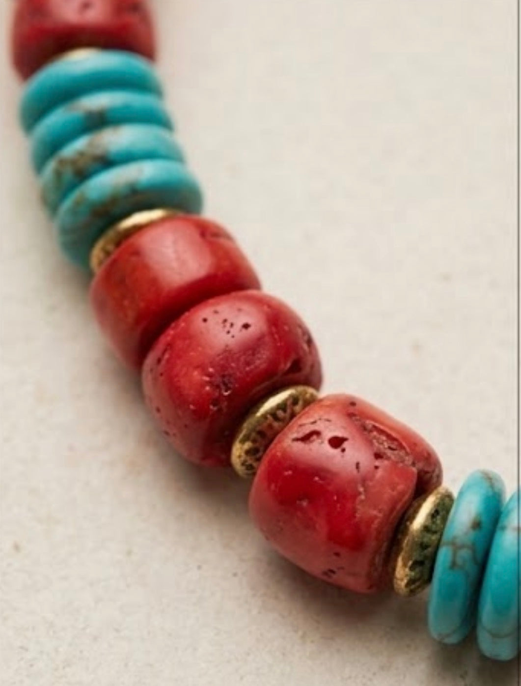 Collier Pierre de Lave & Turquoise — Anneaux Dorés