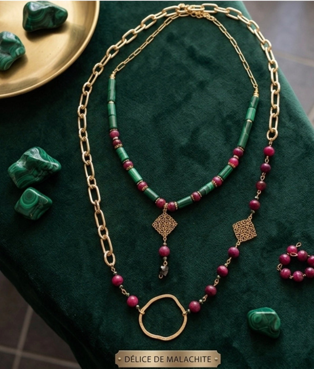 Collier Sautoir "Amaryllis" en Agate Fuchsia